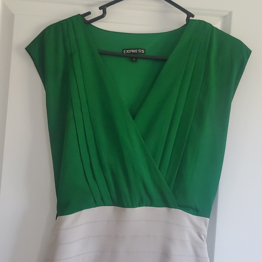 Express Comfy Spring Dress Small - Picture 2 of 6